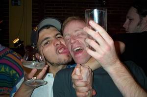 Glenn en Seba getting jiggy with it