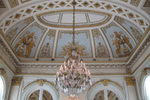 spiegelzaal in het Paleis op de Meir